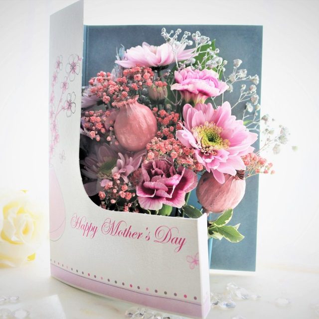 Ended:Win a Personalised Flowercard for Mother’s Day