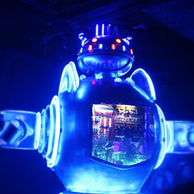 Robot Restaurant, Tokyo