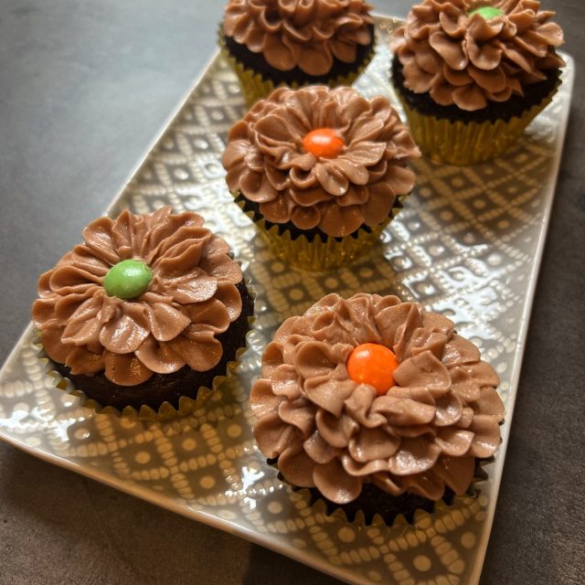 Recipe: Nutella Chocolate Chip Cupcakes