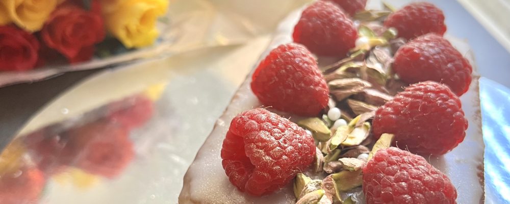 Recipe: Lemon Drizzle Cake